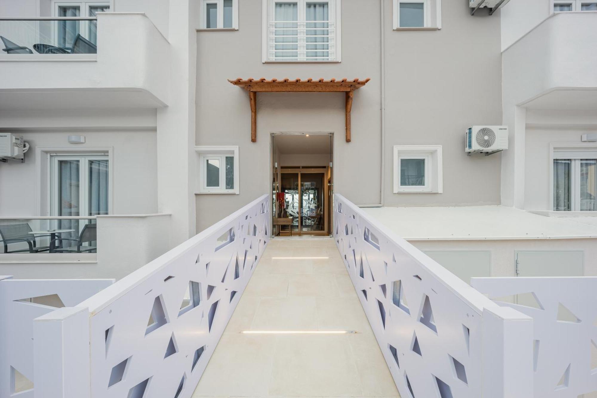 Anna Beach Suites Limenaria  Exterior photo