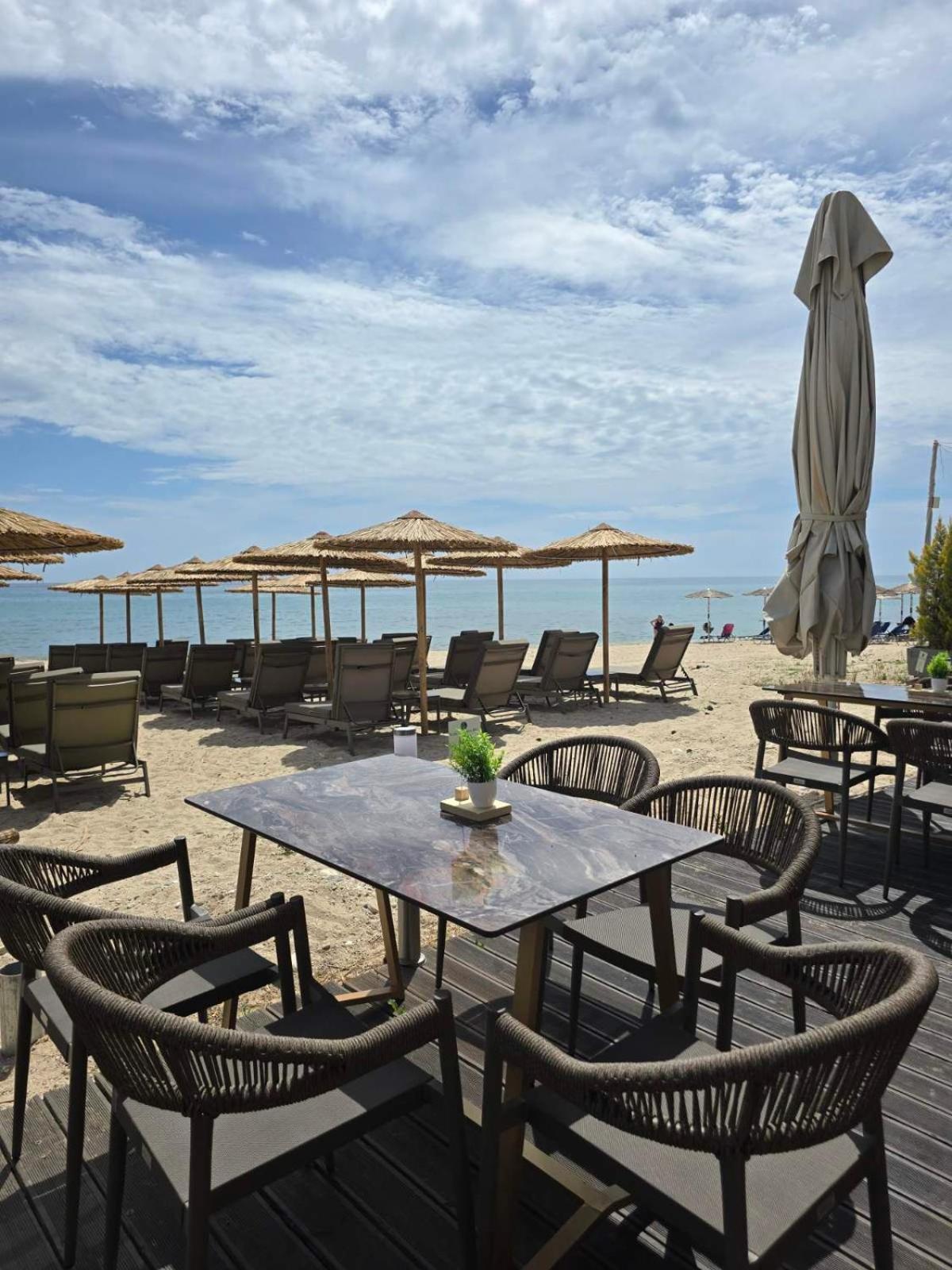 Anna Beach Suites Limenaria  Exterior photo